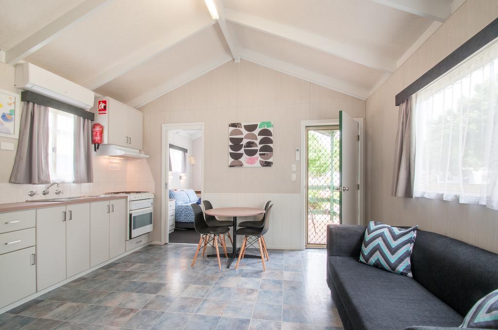 Warragul Gardens Holiday Park Esterno foto